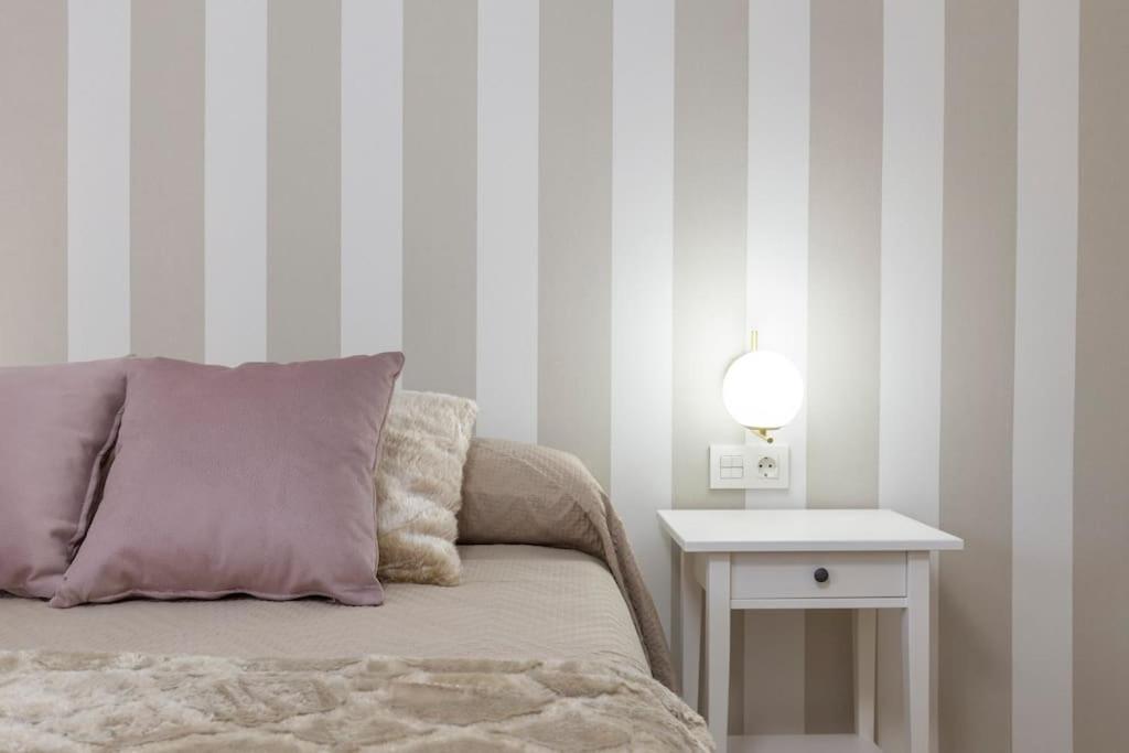 Neptuno Deluxe Apartment Granada Ngoại thất bức ảnh